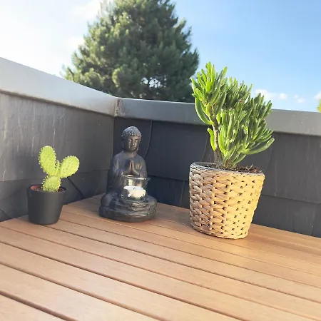 Appartement Moebliert-Nahe Starlight Express In Bochum -Wlan-Netflix-Loggia Oder Terrasse Extérieur photo