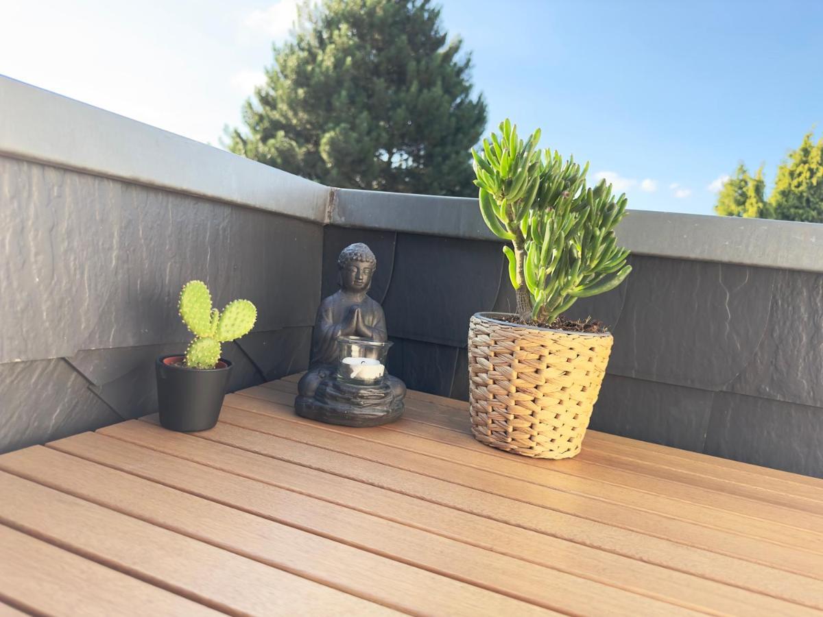 Appartement Moebliert-nahe Starlight Express In -wlan-netflix-loggia Oder Terrasse