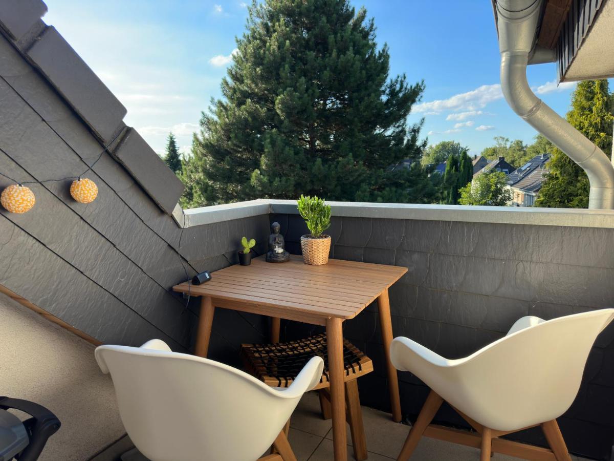 Moebliert-nahe Starlight Express In -wlan-netflix-loggia Oder Terrasse * Bochum